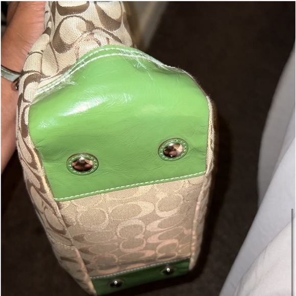 Tan with Green Leather Coach Handbag Color: Green/Tan Size: Medium NWOT - Picture 5 of 7